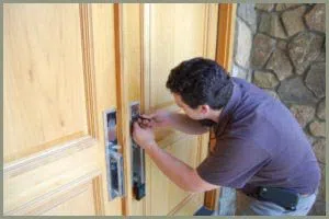 Locksmith Solution Services Richmond, TX 281-940-2780 - 68-44-4