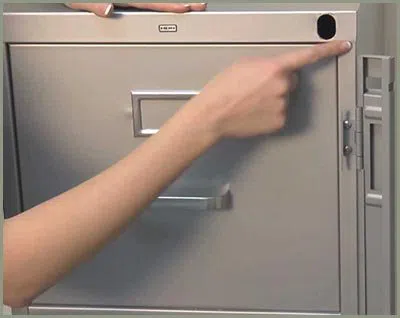 Locksmith Solution Services Richmond, TX 281-940-2780 Locksmith Solution Services Richmond, TX 281-940-2780 - 68-44-9